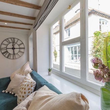 Lion Cottage Holt  Ngoại thất bức ảnh